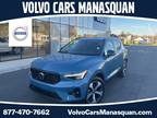 2024 Volvo XC40 B5 Plus Dark Theme
