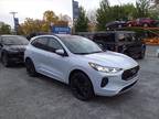 2025 Ford Escape Hybrid ST-Line Elite
