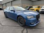 2023 Chrysler 300 Touring L
