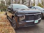 2025 Chevrolet Suburban 4WD 4DR RST