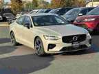 2021 Volvo S60 T6 R-Design