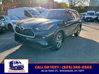 Used 2024 Toyota Highlander for sale.