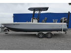 2019 Robalo 246 Cayman