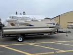 2010 Princecraft Ponton Vision 19L avec Moteur Mercury 25Hp vient Boat for Sale