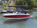 31 foot Chaparral 307 SSX