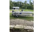 19 foot Pro-Line Center console