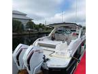 35 foot Sea Ray SLX 350 R