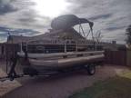 20 foot Sun Tracker Bass Buggy 18 DLX