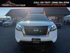 Used 2024 Nissan Pathfinder for sale.