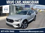 2024 Volvo XC40 B5 Plus Dark Theme