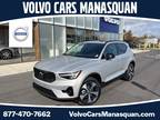 2024 Volvo XC40 B5 Plus Dark Theme