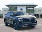 2025 Volkswagen Atlas Cross Sport SE w/Technology