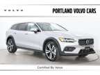 2024 Volvo V60 Cross Country B5 Plus