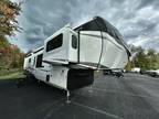 2024 Jayco Pinnacle 38FLGS