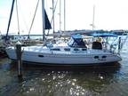 2003 Hunter 386 Boat for Sale