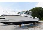 2014 Boston Whaler 315 Conquest Boat for Sale