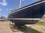 1989 Endeavour 38 Boat for Sale