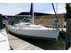 2007 Hunter 33 Boat for Sale