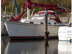 1987 Island Packet 31 Boat for Sale