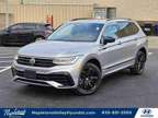 2022 Volkswagen Tiguan 2.0T SE R-Line Black