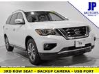 2018 Nissan Pathfinder SV