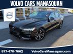 2024 Volvo S60 B5 Plus Dark Theme