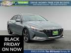 2022 Hyundai Elantra Limited