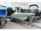 2019 Boston Whaler 240 Dauntless