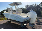2022 Boston Whaler 220 DAUNTLESS