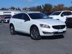 2017 Volvo V60 Cross Country T5 Premier