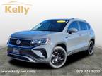 2022 Volkswagen Taos SE 4Motion