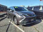 2021 Toyota Sienna LE 8-Passenger