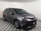 2022 Toyota Sienna LE 8-Passenger