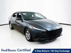 2022 Hyundai Elantra SE