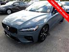 2024 Volvo S60 B5 Plus Dark Theme