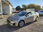Pre-Owned 2019 Ford Fusion SE