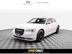 2017 Chrysler 300C Base