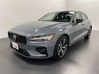 2024 Volvo S60 B5 Plus Dark Theme
