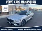 2022 Volvo S60 B5 Momentum