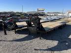 2025 Diamond C FMAX212 32’ x 102” HDT