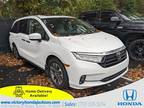 2023 Honda Odyssey White, 35K miles