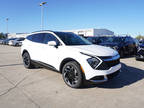2025 Kia Sportage White, 19 miles