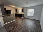 1999 Champion Affordable Living in Birchwood!
