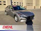 2022 Hyundai Elantra SE