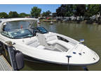 2015 Sea Ray 350 SLX
