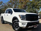 2023 Nissan Titan PRO-4X 5.6L Endurance V8 w/Moonroof