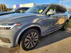 2022 Volvo XC90 T6 Momentum