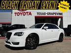 2022 Chrysler 300 Touring