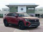 2025 Volkswagen Atlas Cross Sport SE w/Technology