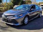 2020 Toyota Camry LE Hybrid